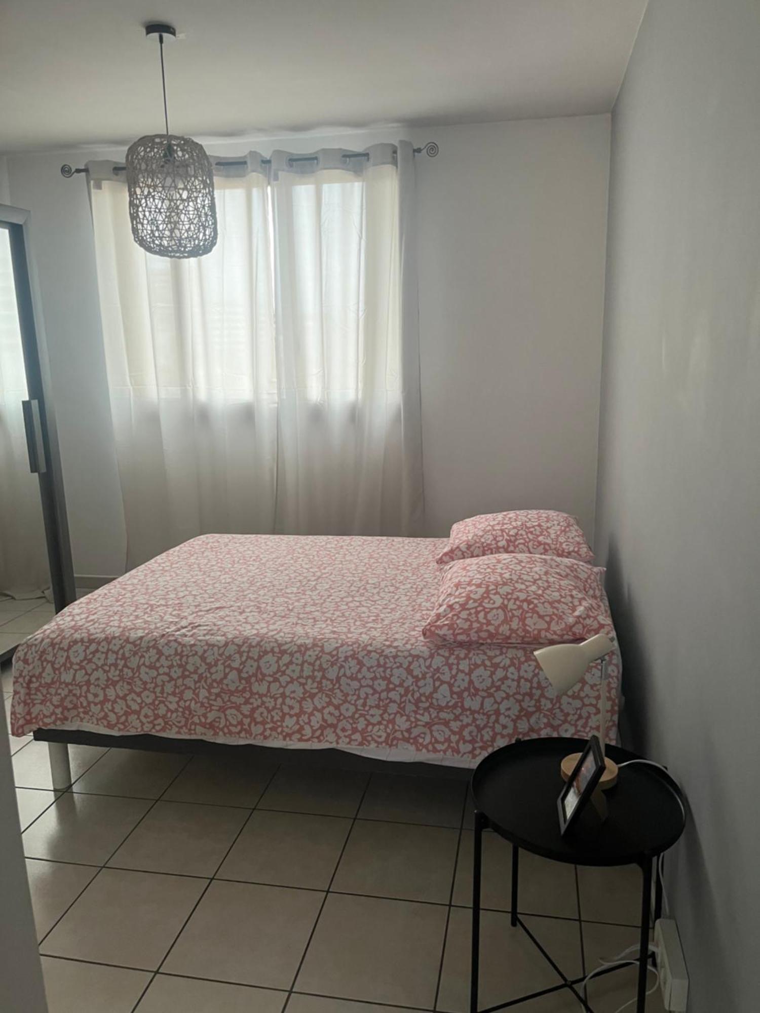 Appart T3 Proche Metro -Draps Et Serviettes Inclus Marseilles Exterior foto