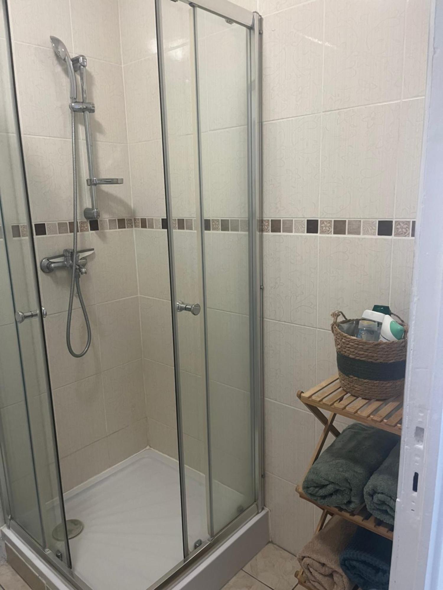 Appart T3 Proche Metro -Draps Et Serviettes Inclus Marseilles Exterior foto